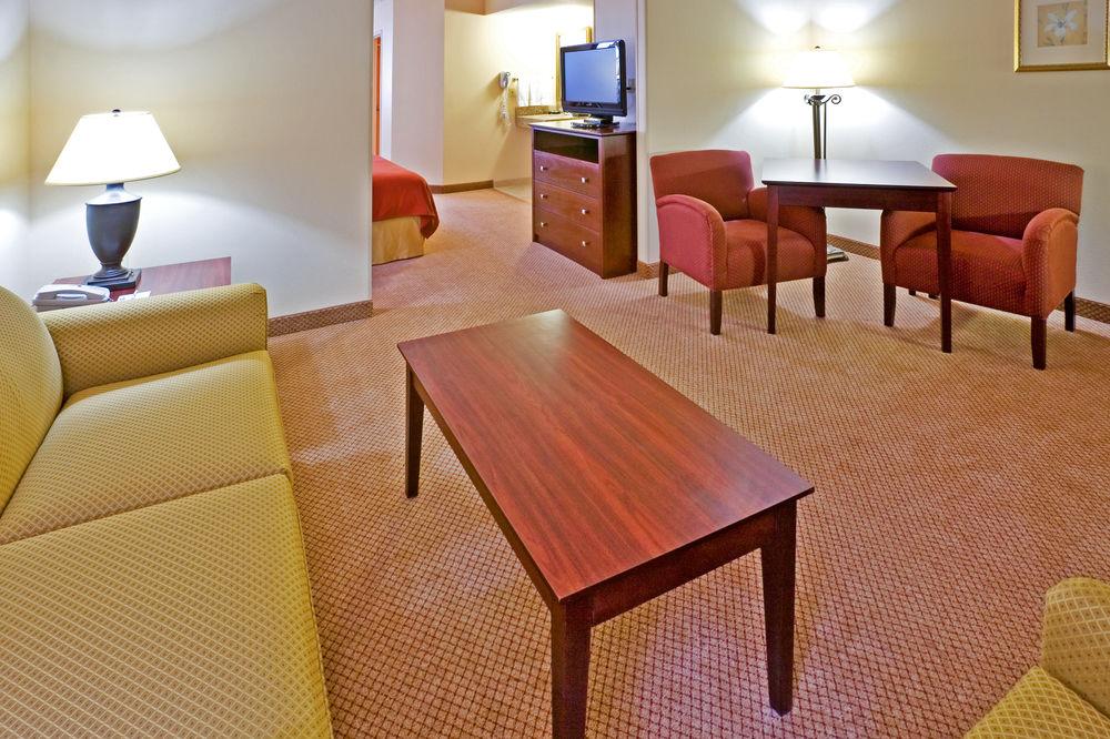 Holiday Inn Express & Suites Irving Conv Ctr - Las Colinas By Ihg Экстерьер фото