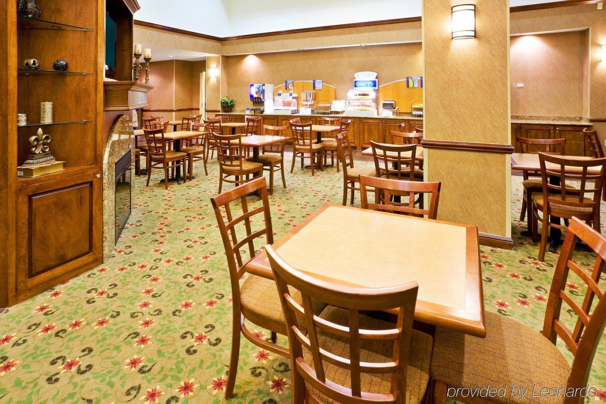 Holiday Inn Express & Suites Irving Conv Ctr - Las Colinas By Ihg Экстерьер фото
