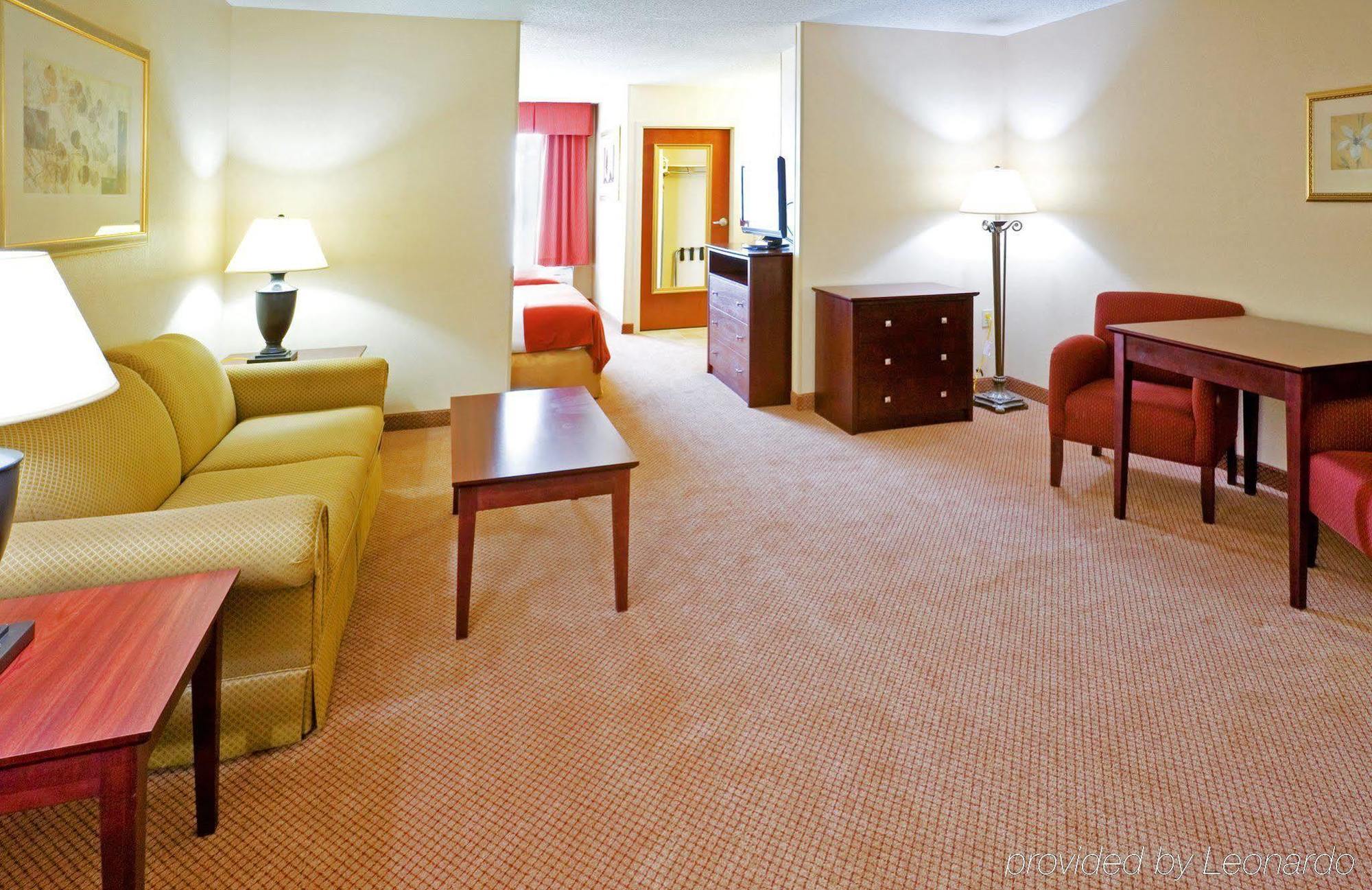 Holiday Inn Express & Suites Irving Conv Ctr - Las Colinas By Ihg Номер фото